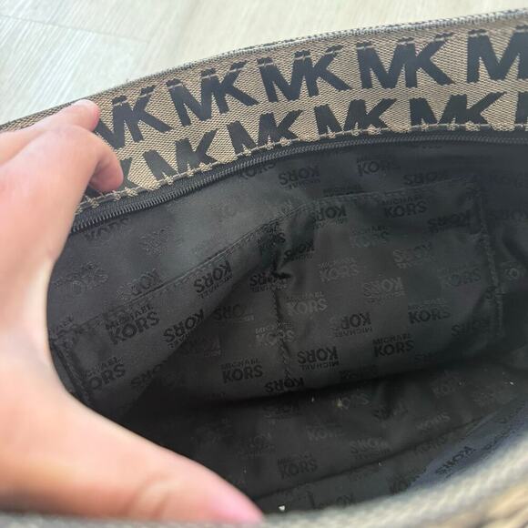 Michael Kors Jet Set Tan Black Chain Strap Monogramed Shoulder Bag Tote - Picture 3 of 6